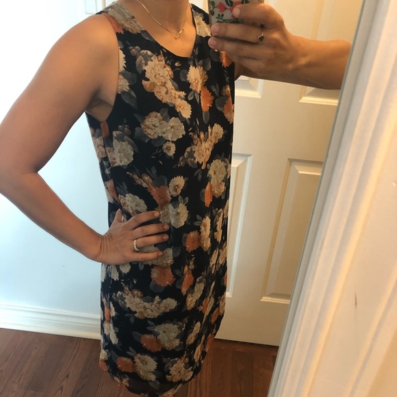 EUC Monk & Lou floral dress from Plenty - Picture 5 of 8